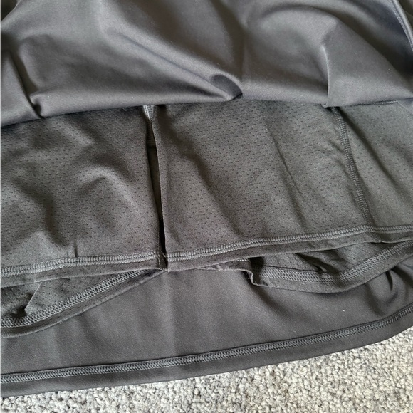 NWT Isabella Active Black Lavender Skort Women Medium - Picture 5 of 7